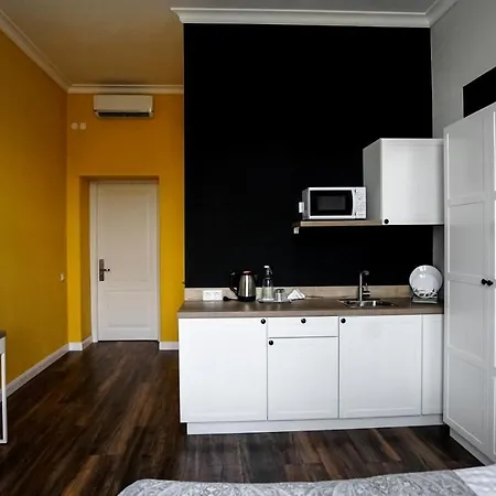 N°10 Hotel 3*