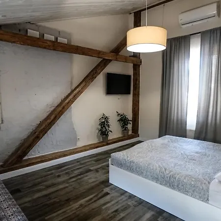 N°10 Hotel