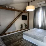 N°10 Hotel